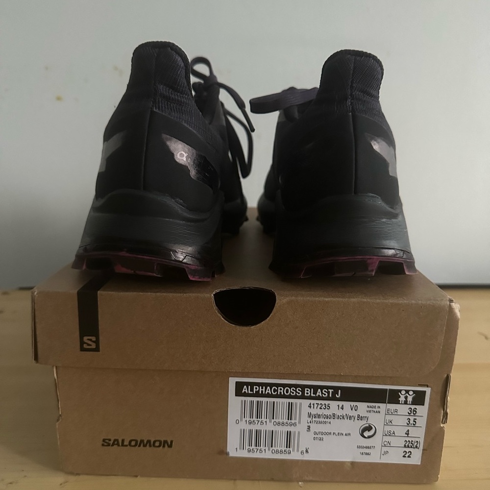 Salomon Alpha Cross blast sneakers